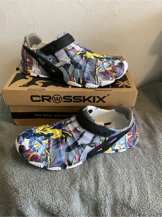 Crosskix Other - CROSSKIX Men's Multicolor Boat Shoes with Black Strap
